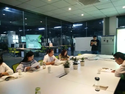 阜南E立方入駐企業(yè)咔咔媒新員工拓展培訓(xùn)，助力商務(wù)信息咨詢服務(wù)升級(jí)